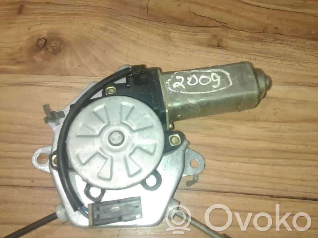 Nissan Almera Silnik regulatora szyby drzwi przednich