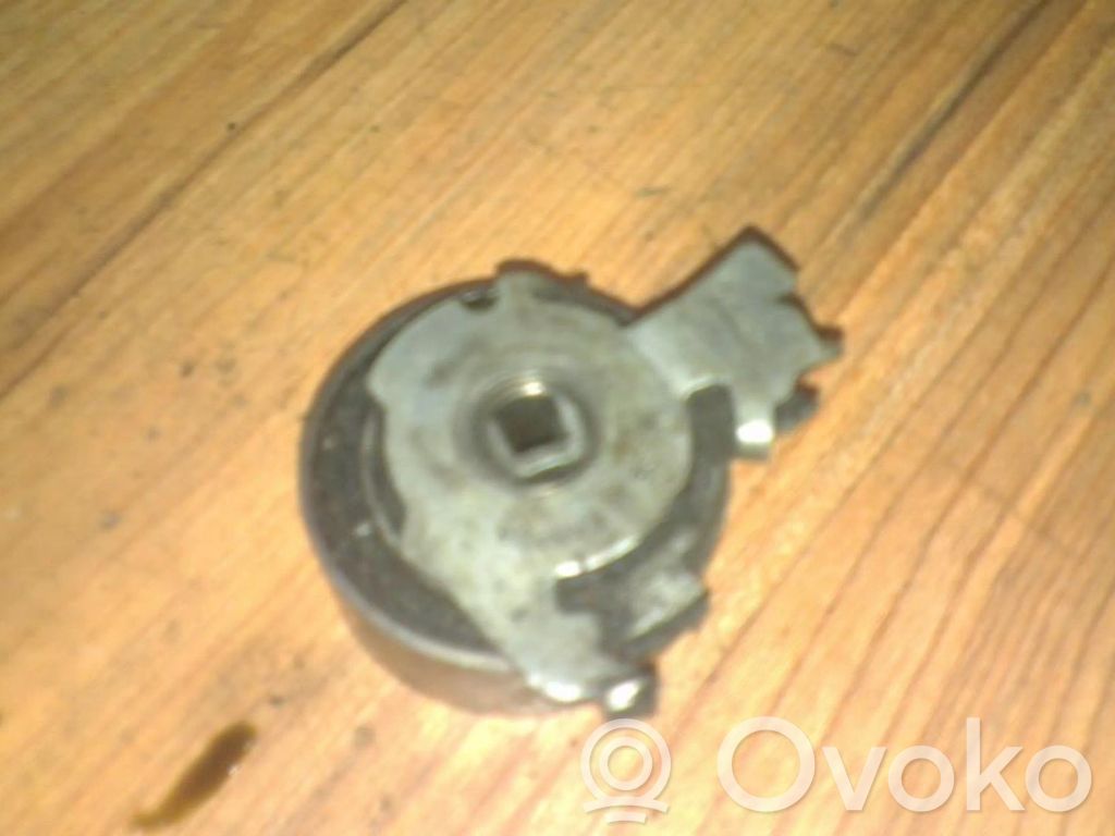 Opel Vectra B Tendicinghia generatore/alternatore 