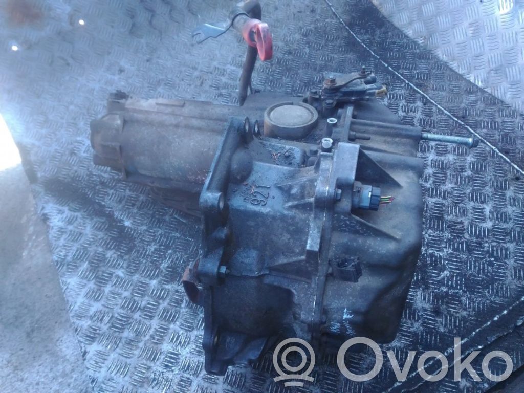 Automatic gearbox   921,921