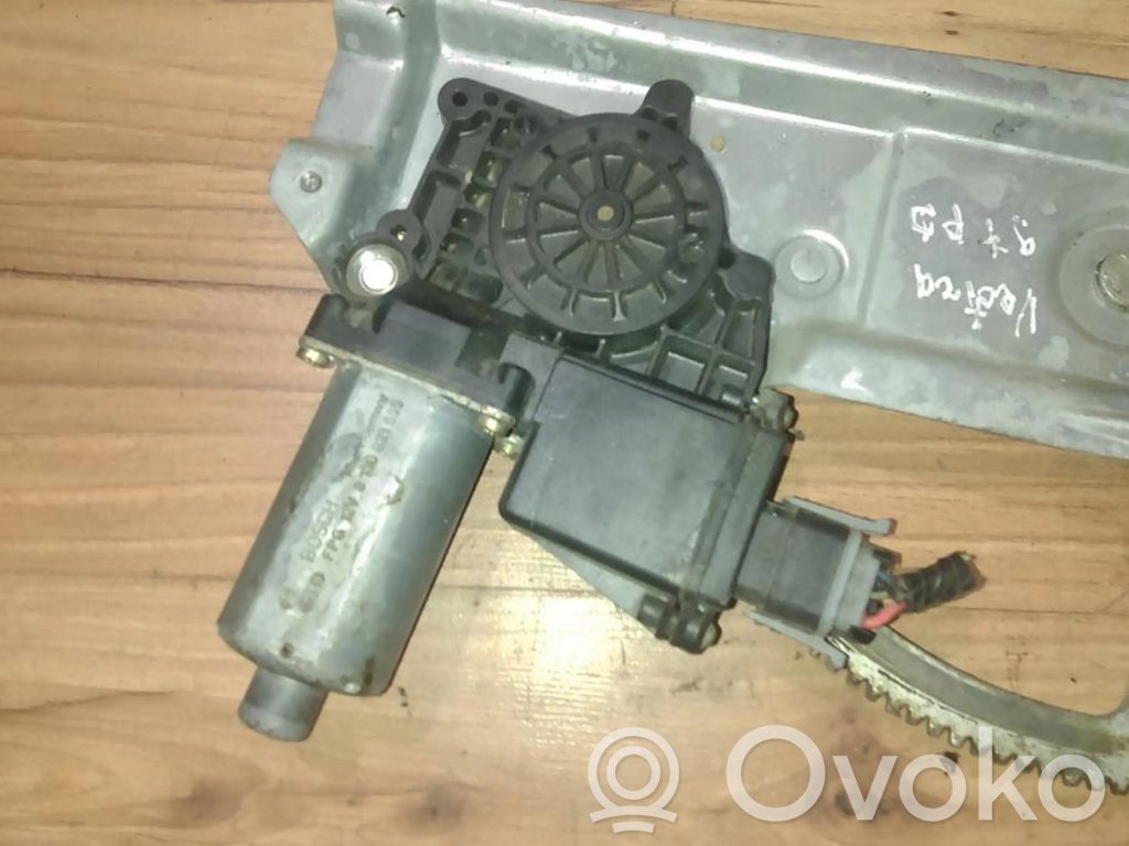 Opel Vectra B Motorino alzacristalli della portiera anteriore