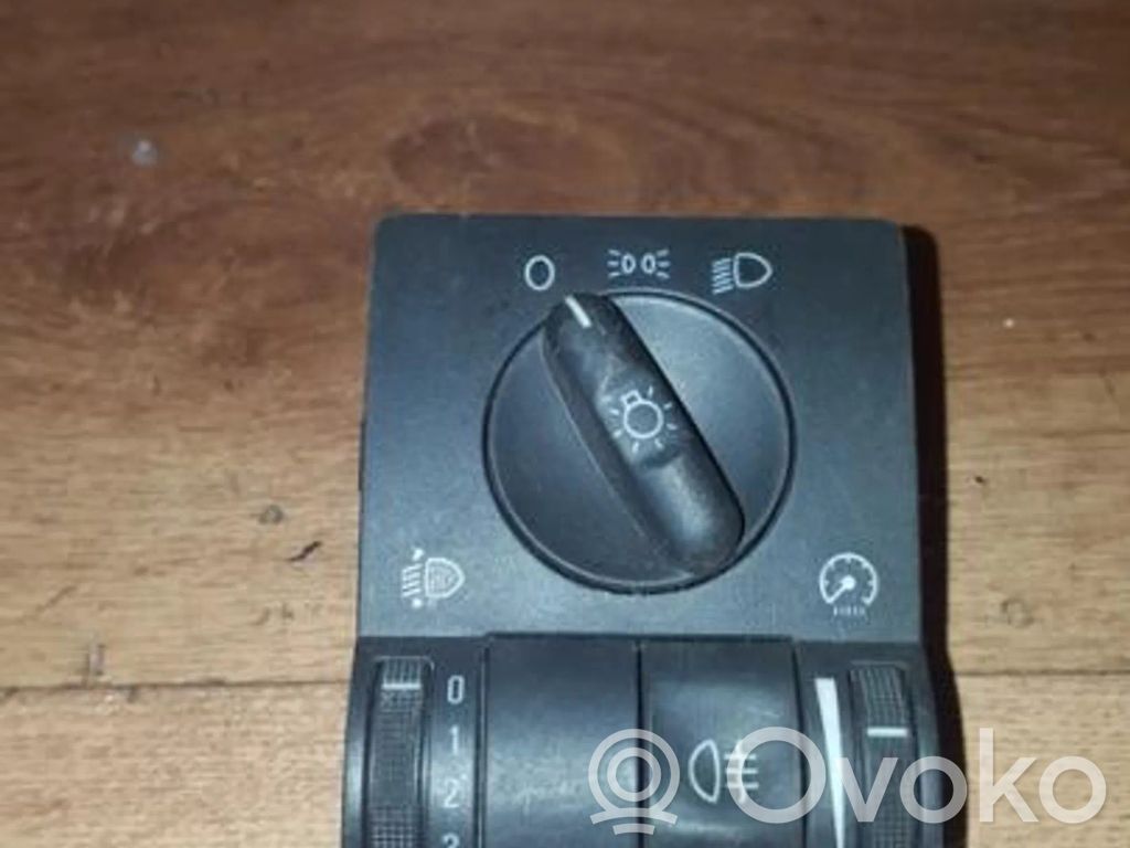 Opel Corsa C Lichtschalter 