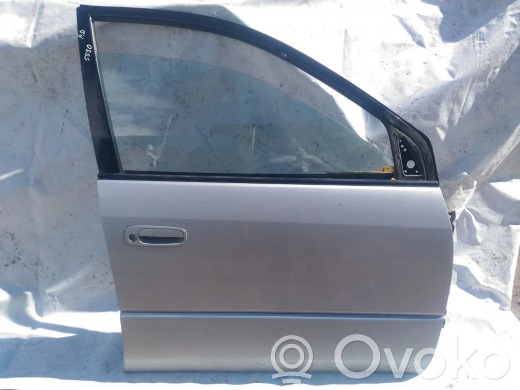 Toyota Picnic Portiera anteriore 
