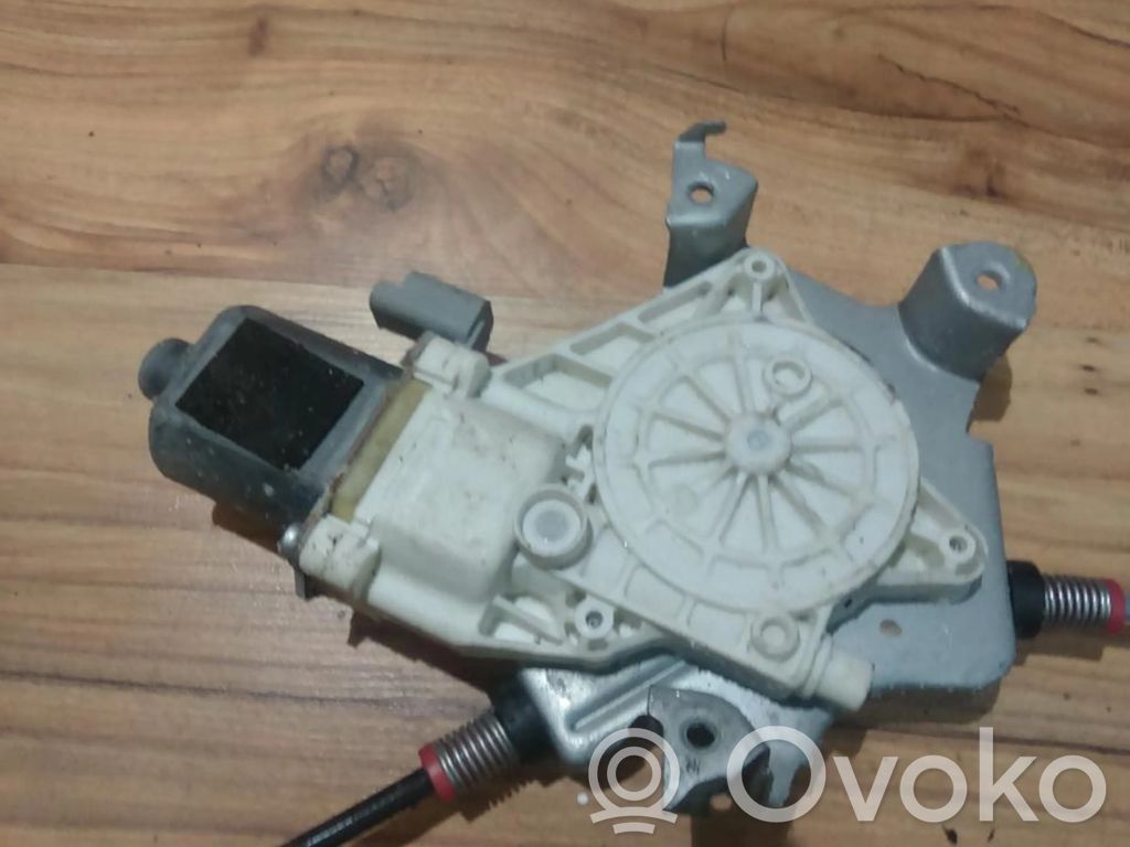 Nissan Micra Motorino alzacristalli della portiera anteriore