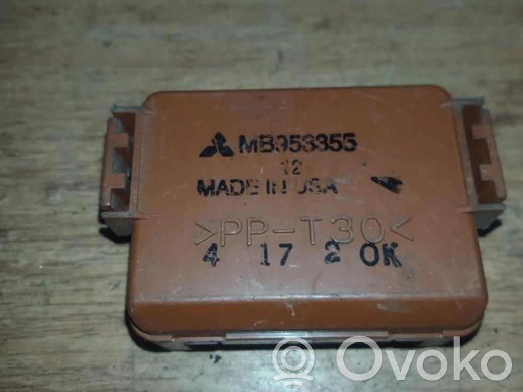 Otras unidades de control/módulos   MB953355,MB953355