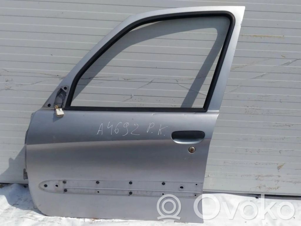Citroen Xsara Picasso Portiera anteriore 