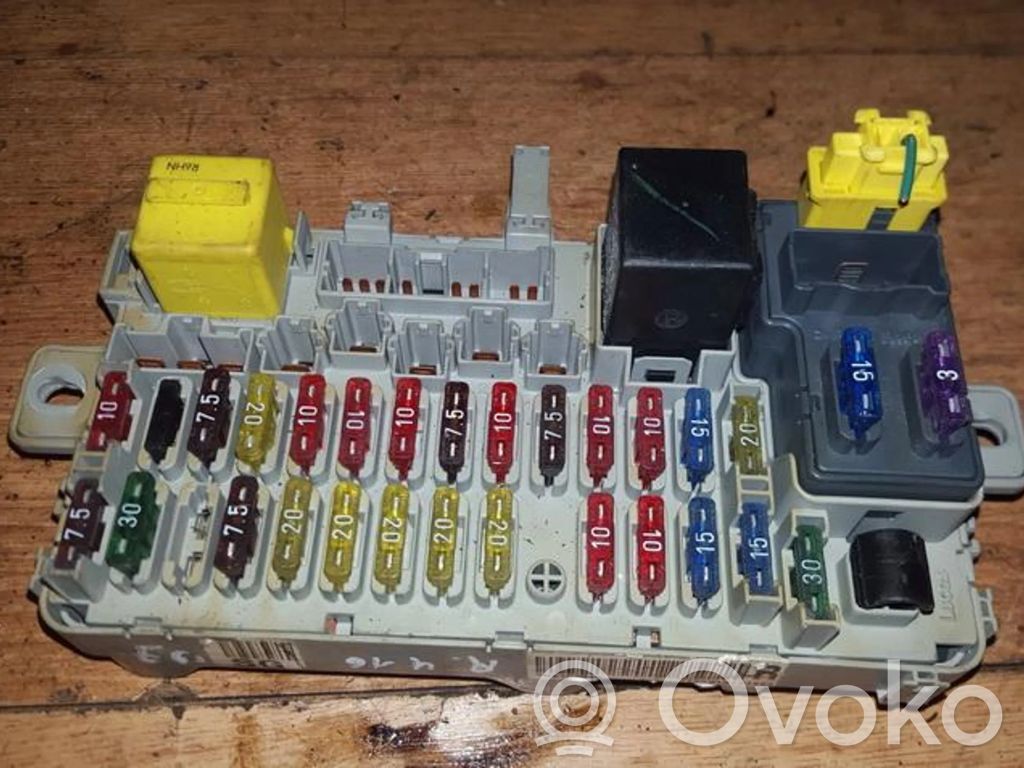 Rover 414 - 416 - 420 Skrzynka bezpieczników / Komplet