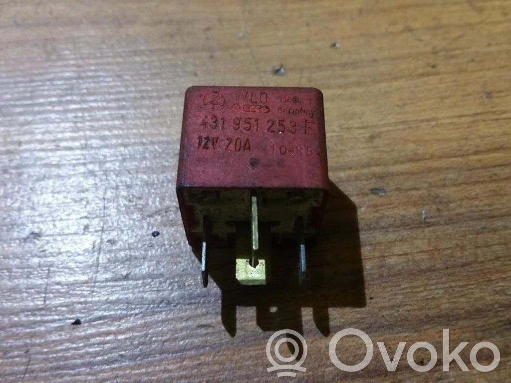 Alte relee   431951253F,431951253F