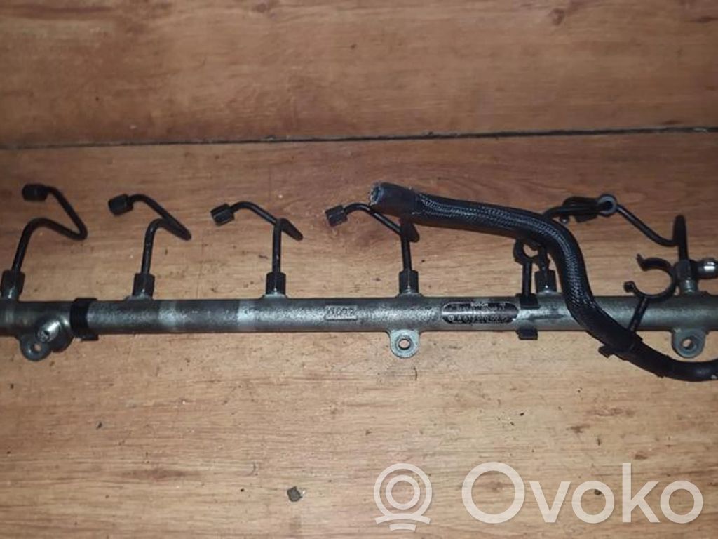 Mercedes-Benz E W210 Rampă alimentare injectoare 