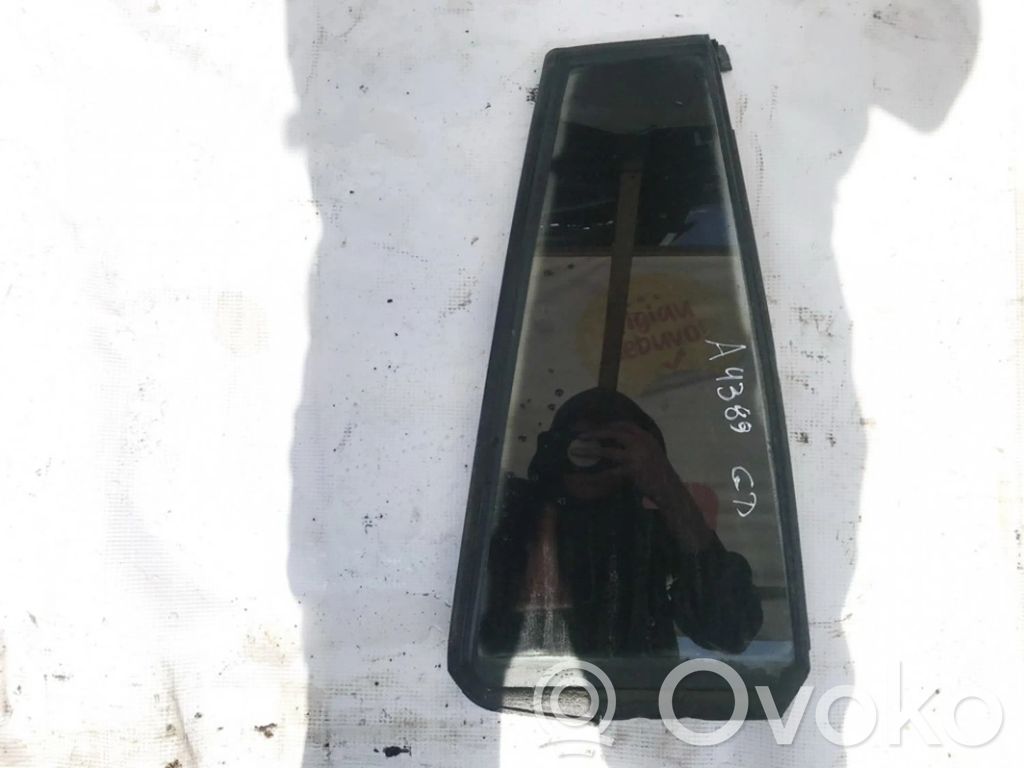 Rear vent window glass