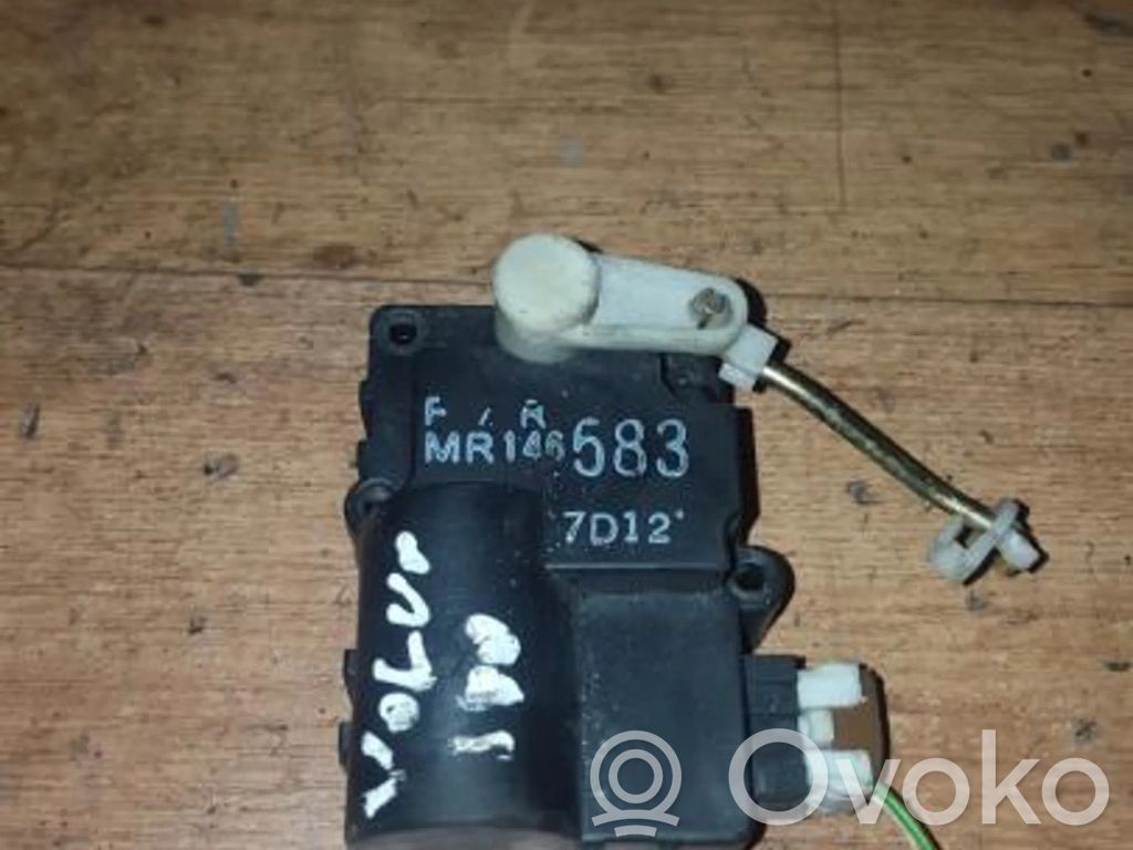 Volvo S40, V40 Motor/activador trampilla de calefacción 