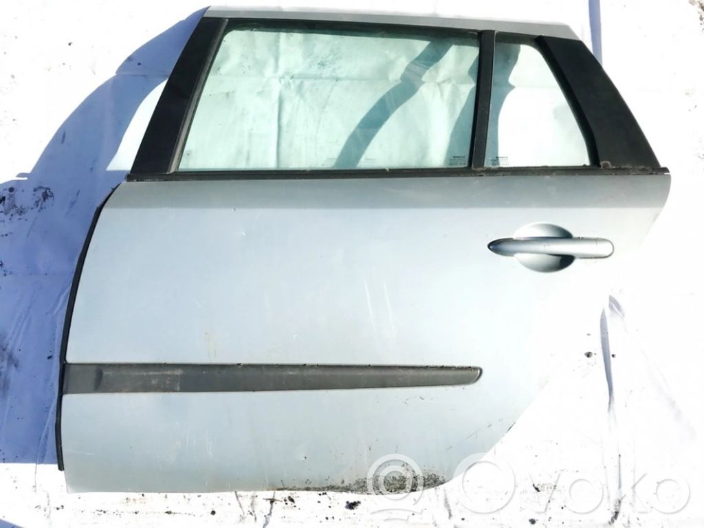Renault Laguna II Puerta trasera 