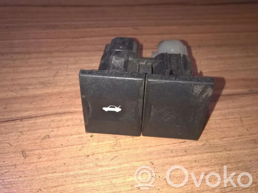 Ford Mondeo Mk III Comutator deschidere hayon