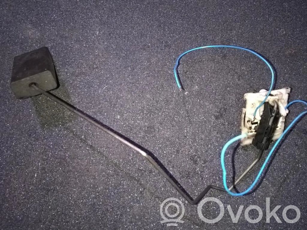 Mercedes-Benz Vito Viano W638 Sensor de nivel de combustible 