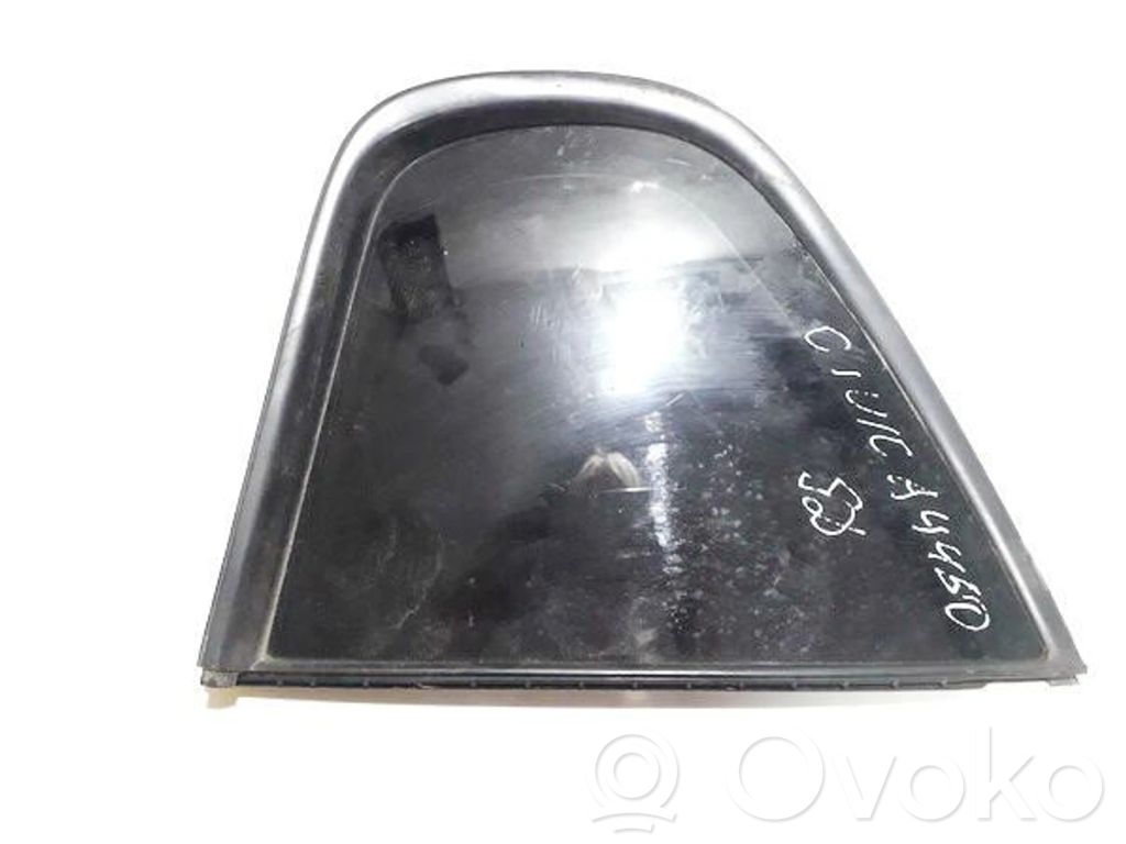 Ventanilla de ventilación de la puerta trasera   E643R00048,E643R00048,E643R00048,E643R00048