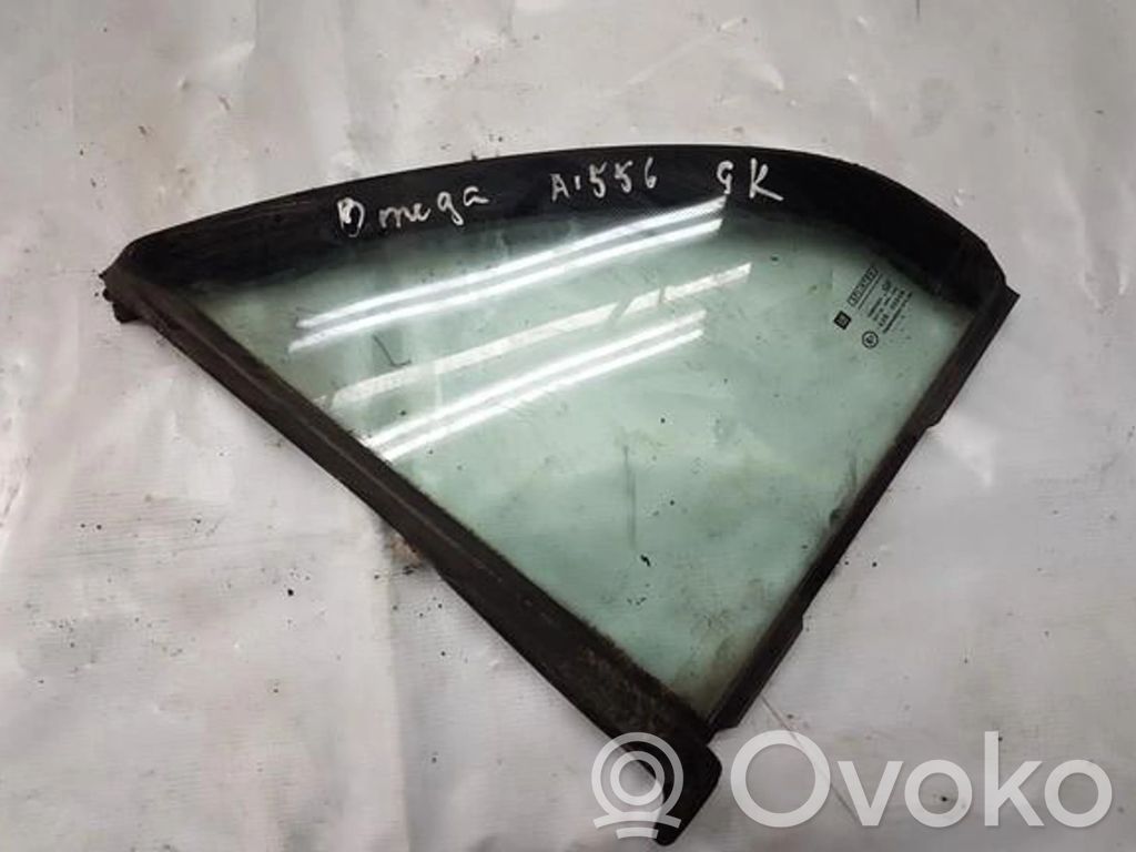 Ventanilla de ventilación de la puerta trasera