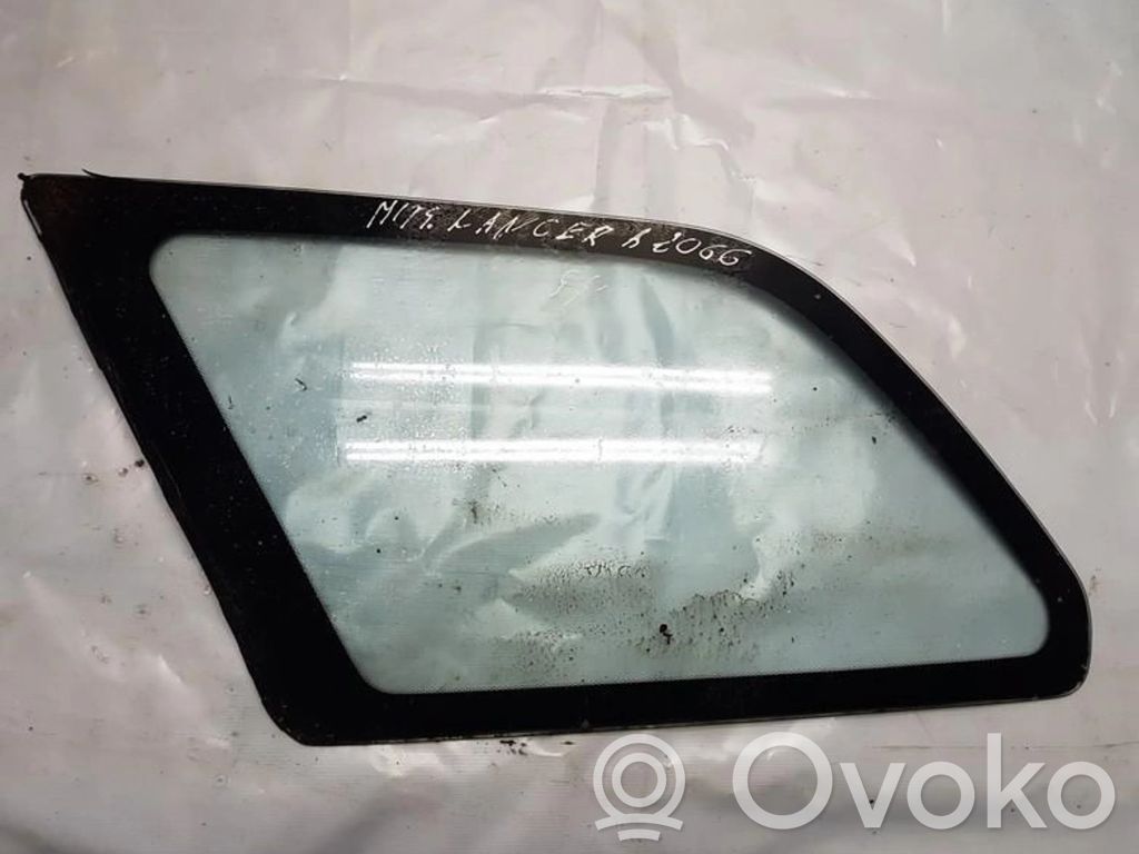 Rear side window