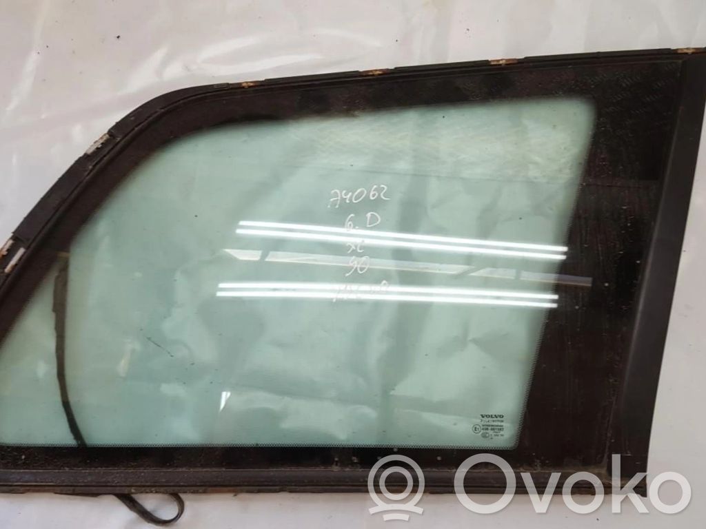 Rear side window