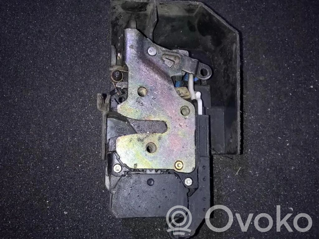 Alfa Romeo 156 Front door lock 