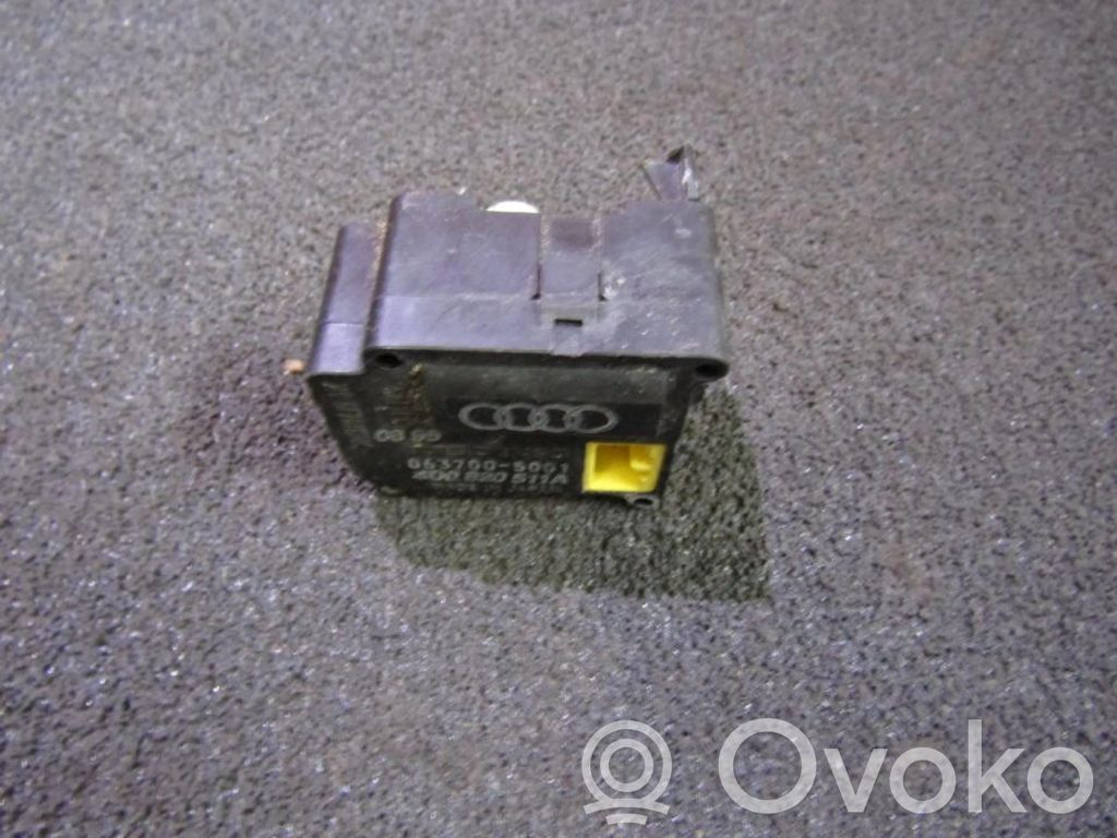 Audi A8 S8 D2 4D Motorino attuatore aria 