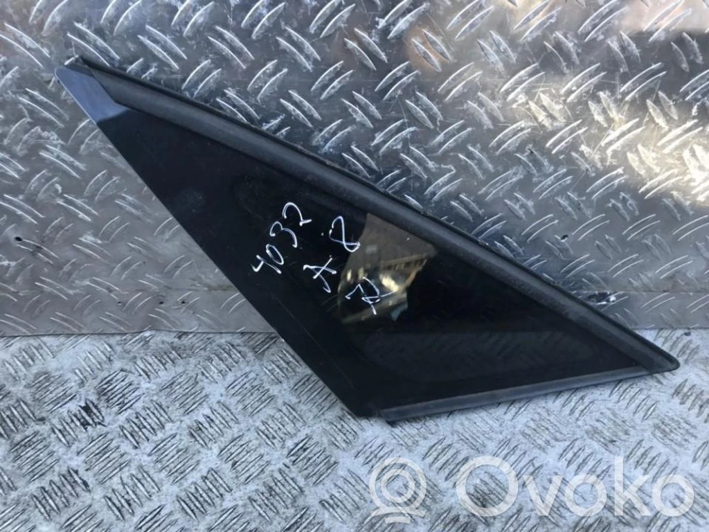 Rear side window