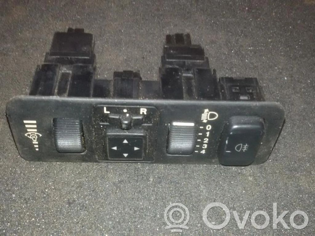 Mitsubishi Carisma Interruptor del espejo lateral 