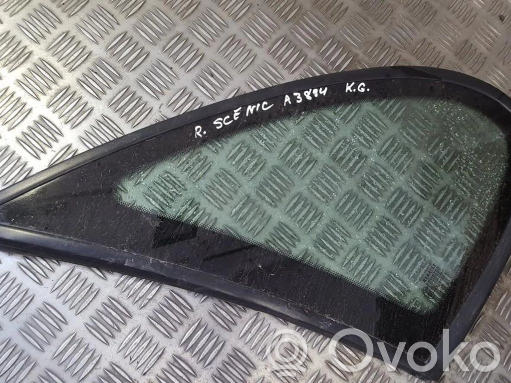 Rear side window
