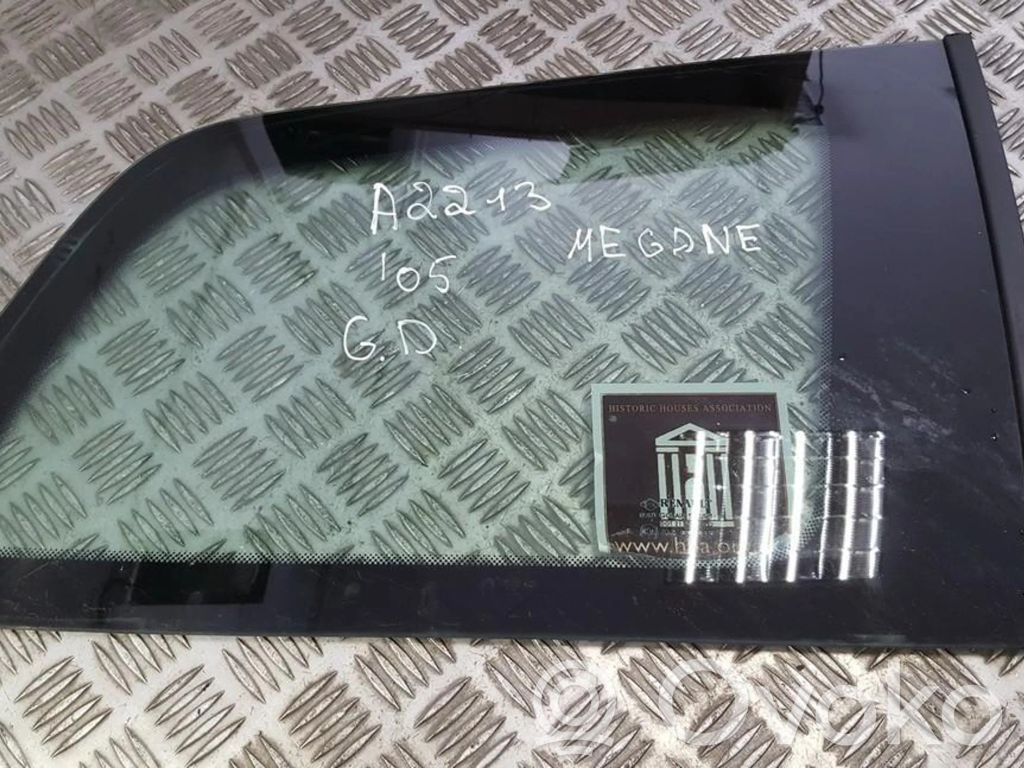 Rear side window