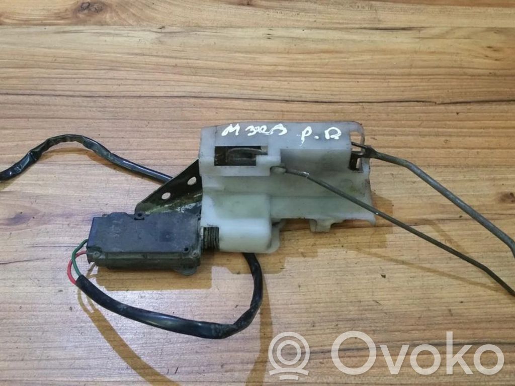Cerradura de puerta delantera
