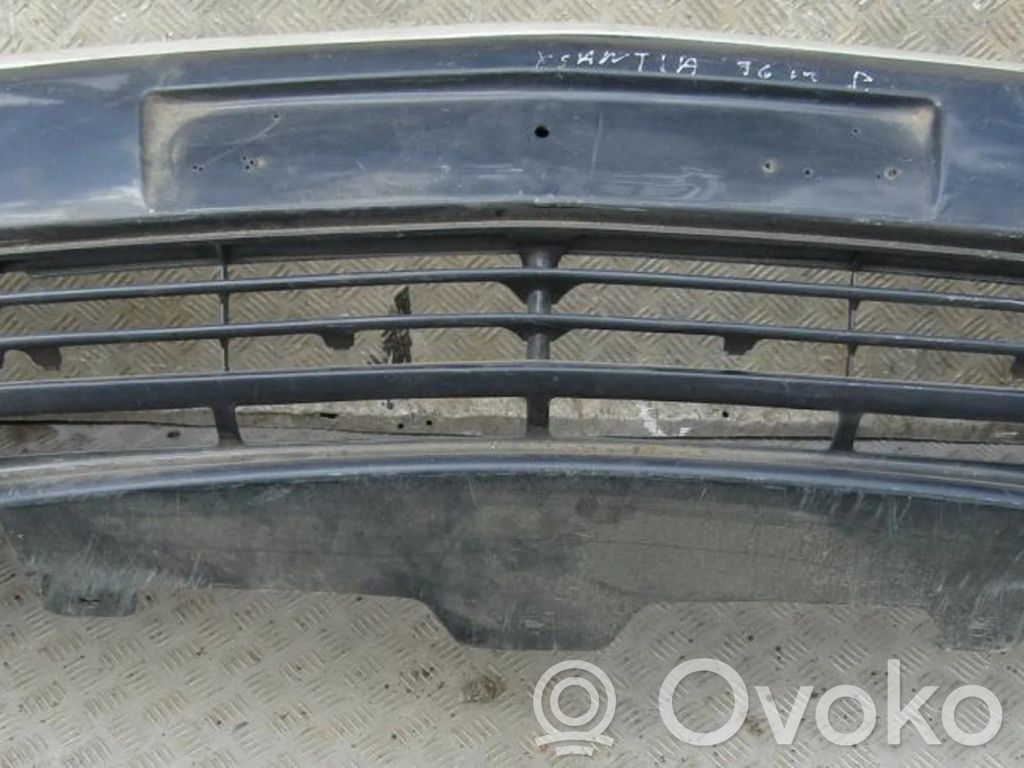 Citroen Xantia Priekinis bamperis 