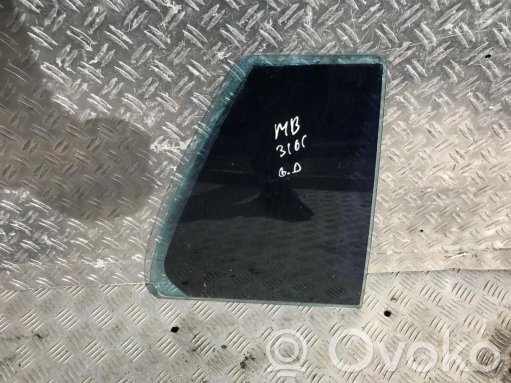 Ventanilla de ventilación de la puerta trasera