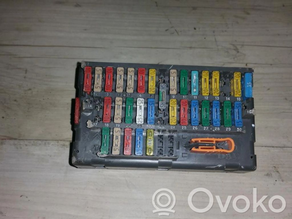Citroen Xsara Juego de caja de fusibles 