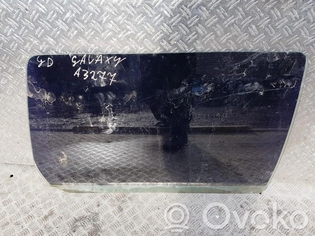 Takaoven ikkunalasi