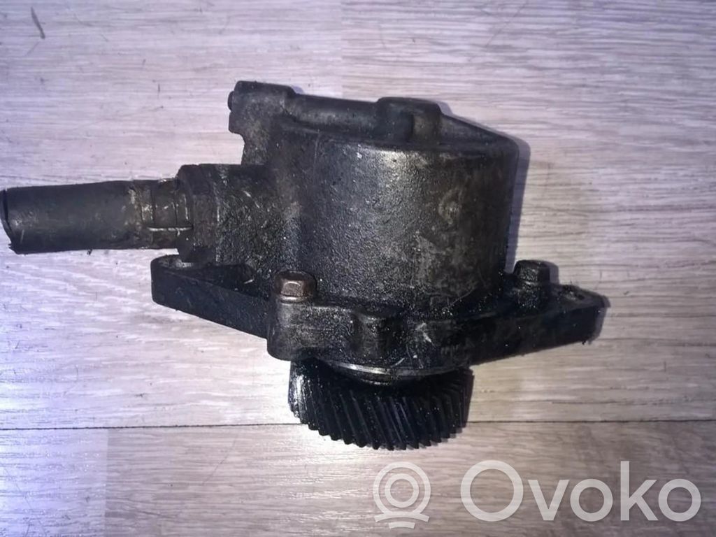 Mazda B series UN Bomba de vacío 