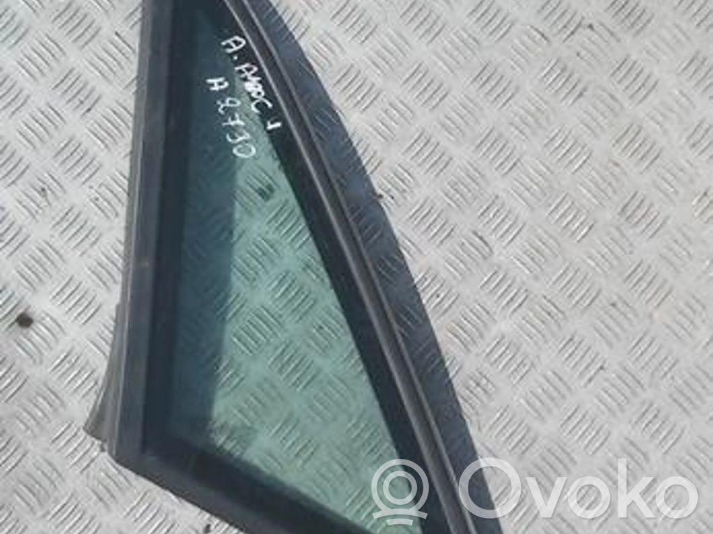Ventanilla de ventilación de la puerta trasera
