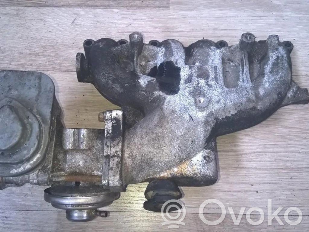 Kolektor ssący   03G129713,03G129713