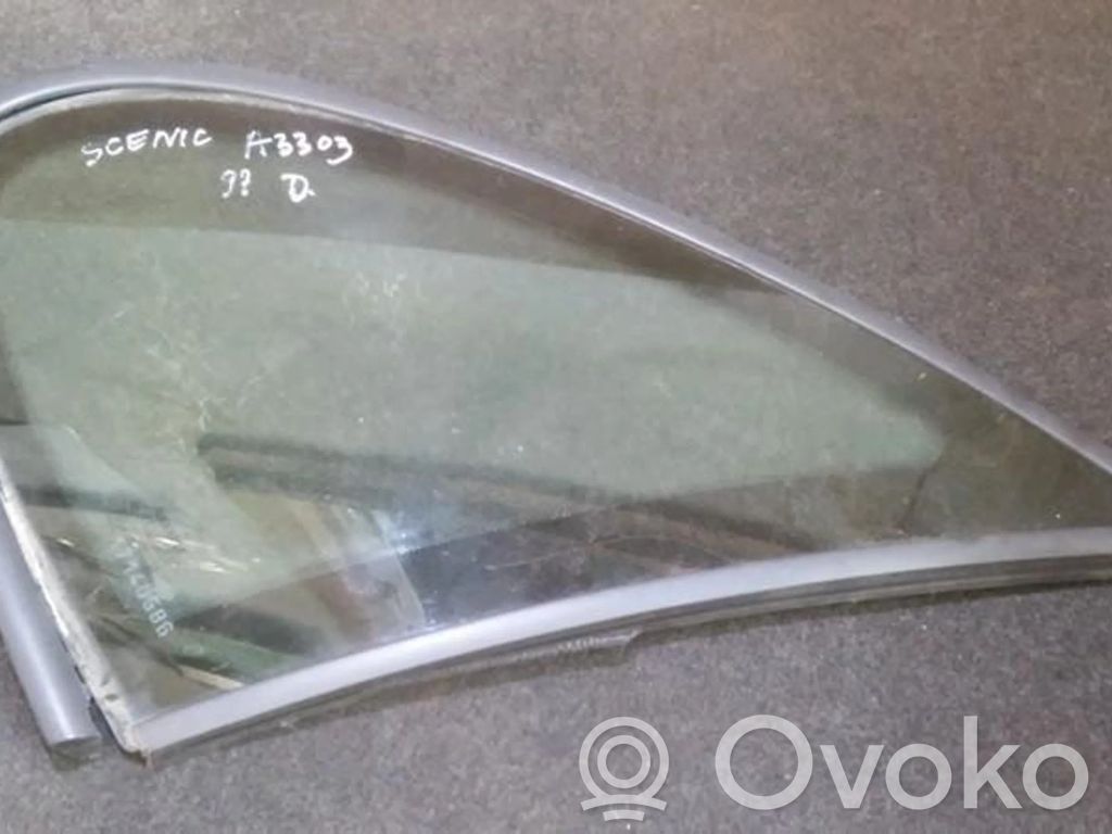 Renault Scenic I Vitre latérale arrière