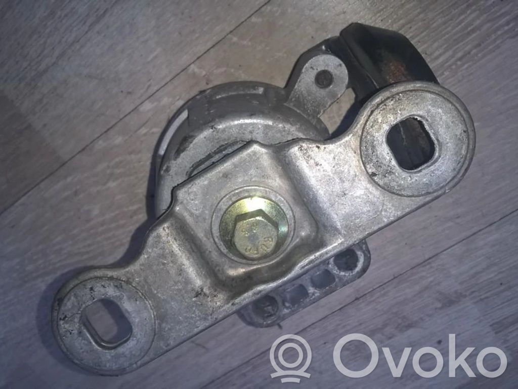 Ford Mondeo Mk III Engine mount bracket 