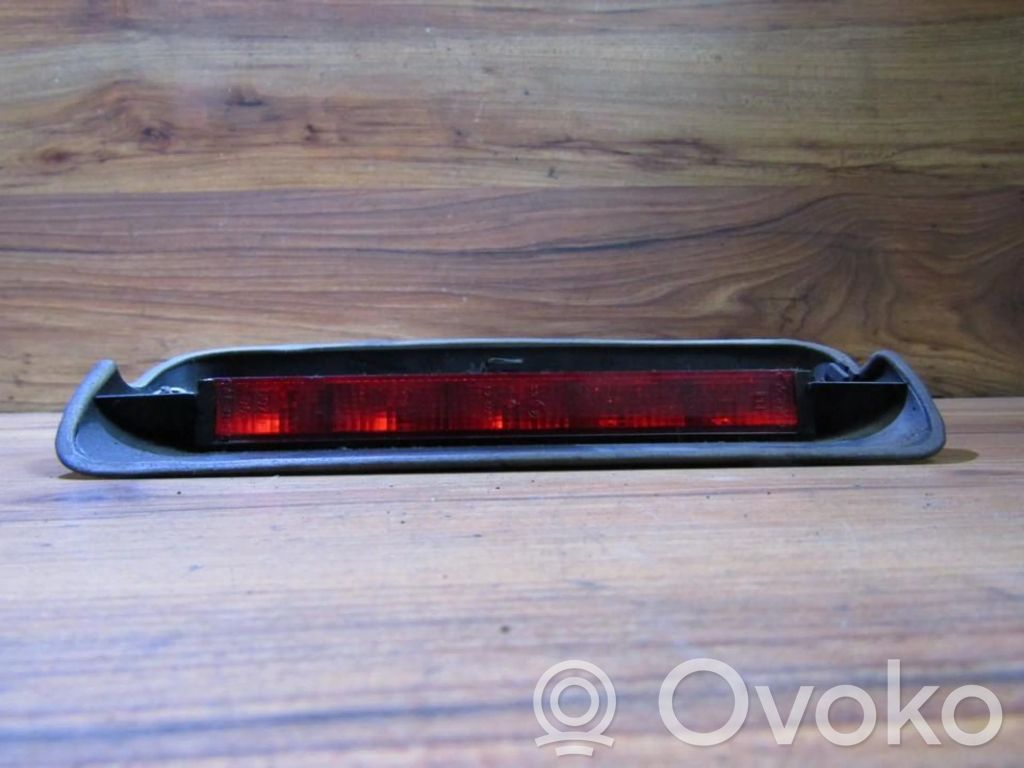 Ford Mondeo MK II Trzecie światło stop 
