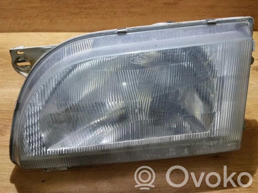 Lampa przednia