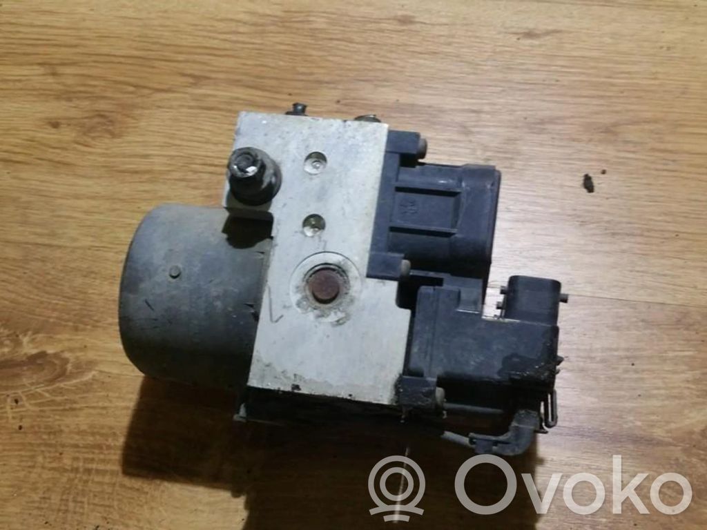 Nissan Primera Bomba de ABS 