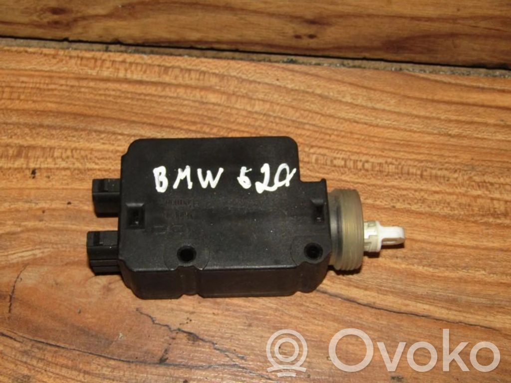 BMW 3 E36 Motor de bloqueo de puertas 