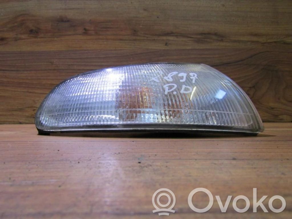 Mazda 626 Front indicator light 