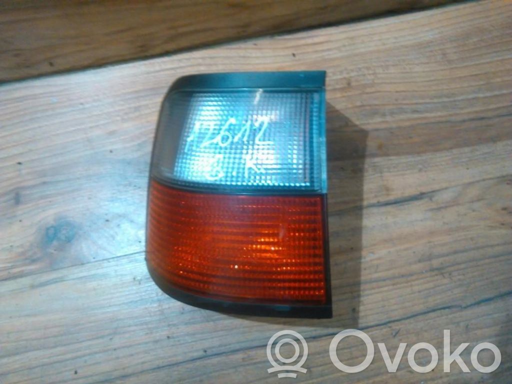 Citroen Xantia Aizmugurējais lukturis virsbūvē 