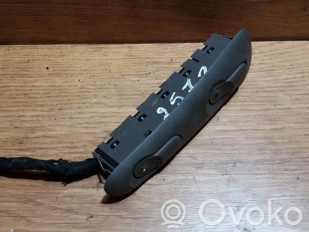 Opel Omega B1 Interruptor del elevalunas eléctrico 
