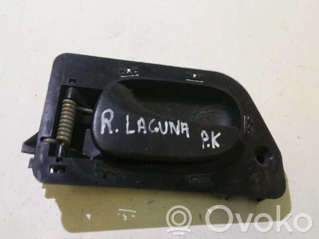 Manecilla interna puerta delantera   7700823286,7700823286