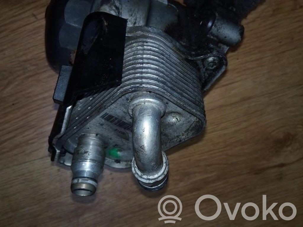BMW 3 E46 Engine oil radiator 