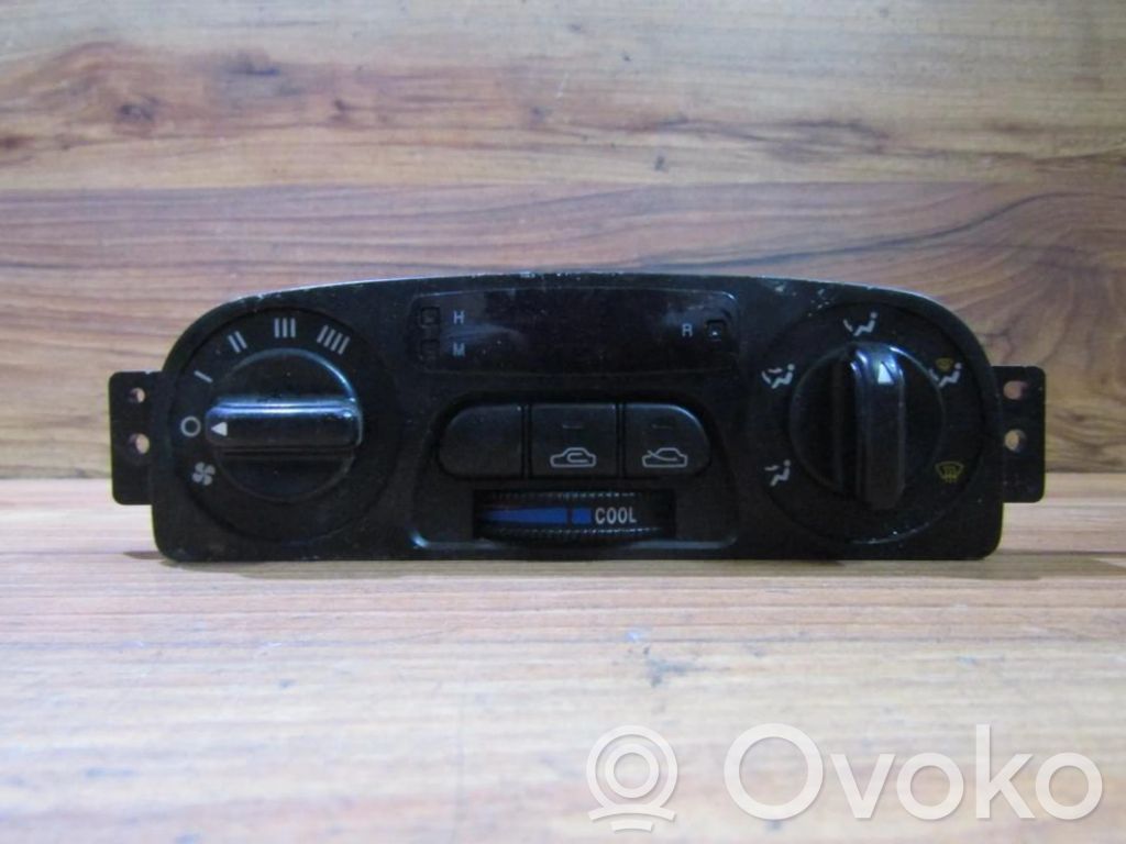 KIA Clarus Climate control unit 