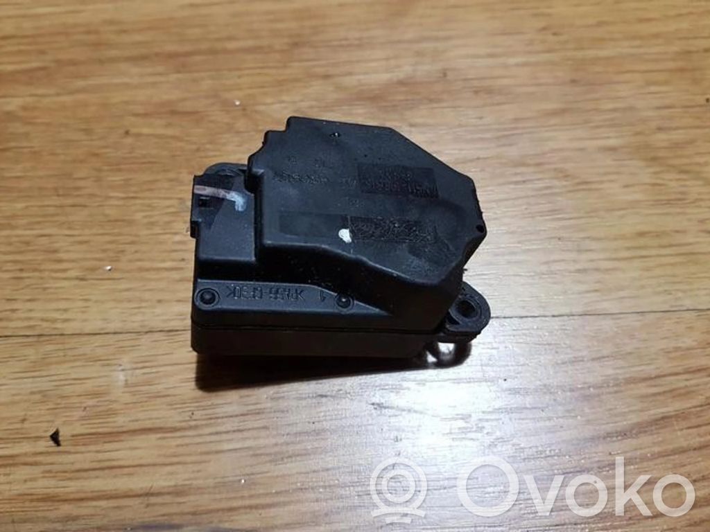 Volvo C30 Motor/actuator clapetă aer 
