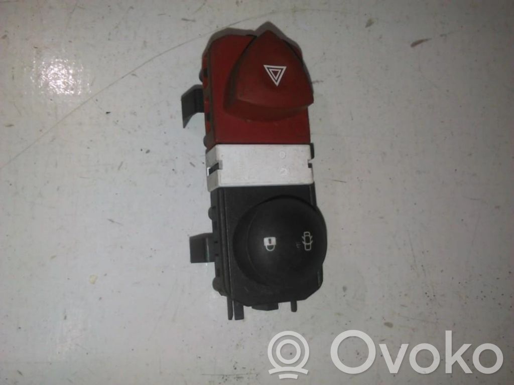 Renault Scenic II -  Grand scenic II Comutator lumini pericol 