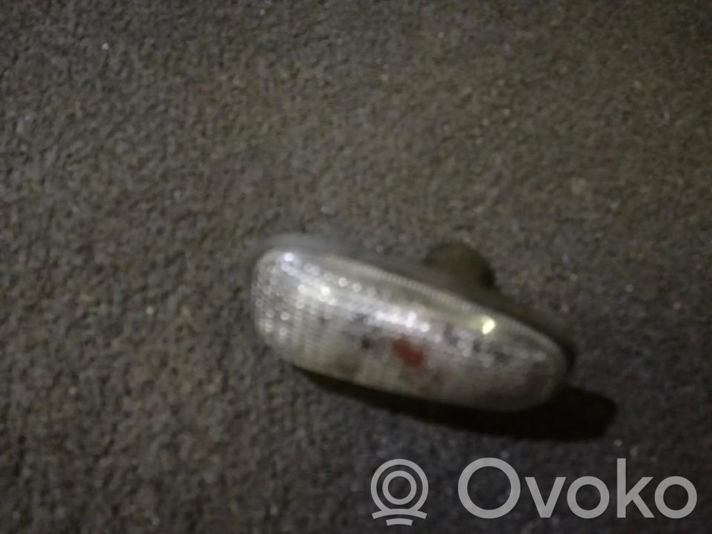Opel Astra G Semnalizator bară față